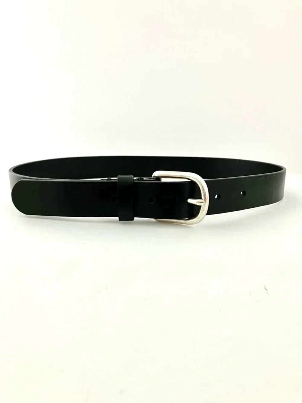 J. Crew Crewcuts Black Leather Belt with Rounded Silver Buckle Boys Medium AW431